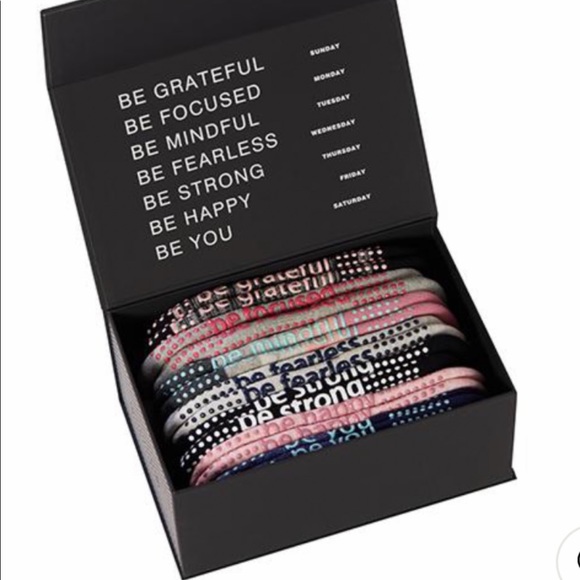 Sticky Be Other - 🛍🎁Mantra🎁🛍 Workout Grippy Sock Box